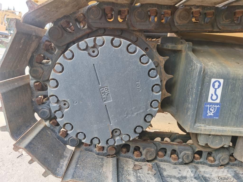 Komatsu PC 220-7 Raupenbagger