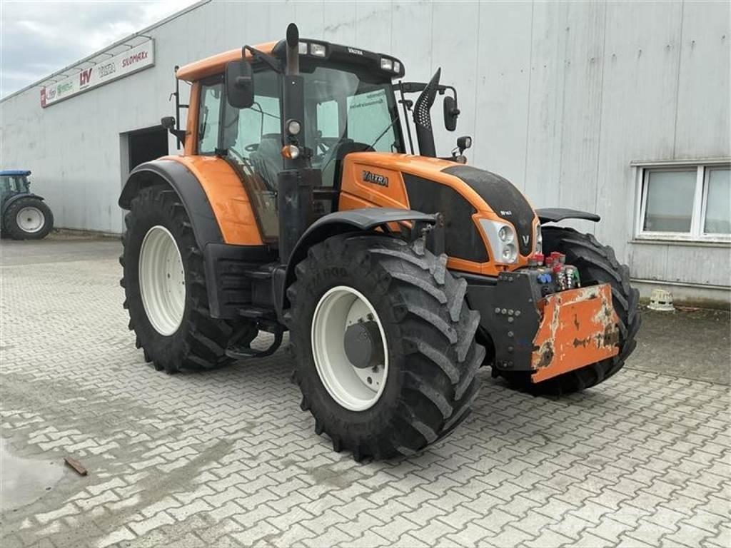 Valtra N 163 D Traktoren