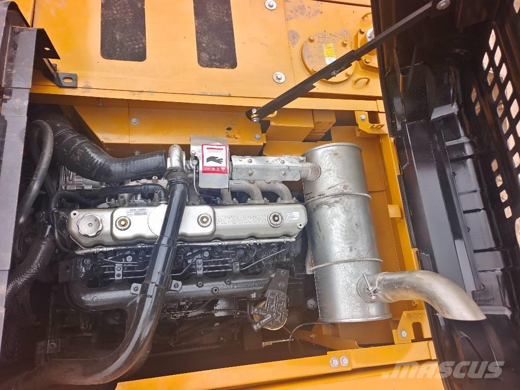 Sany SY 215 C Raupenbagger