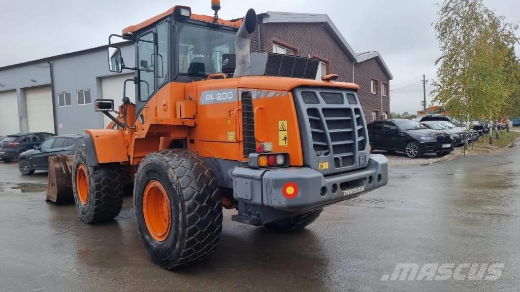 Doosan DL 200-3 Radlader