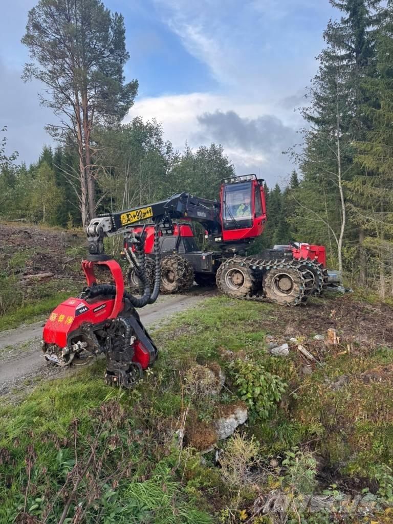 Komatsu 951 XC Harvester