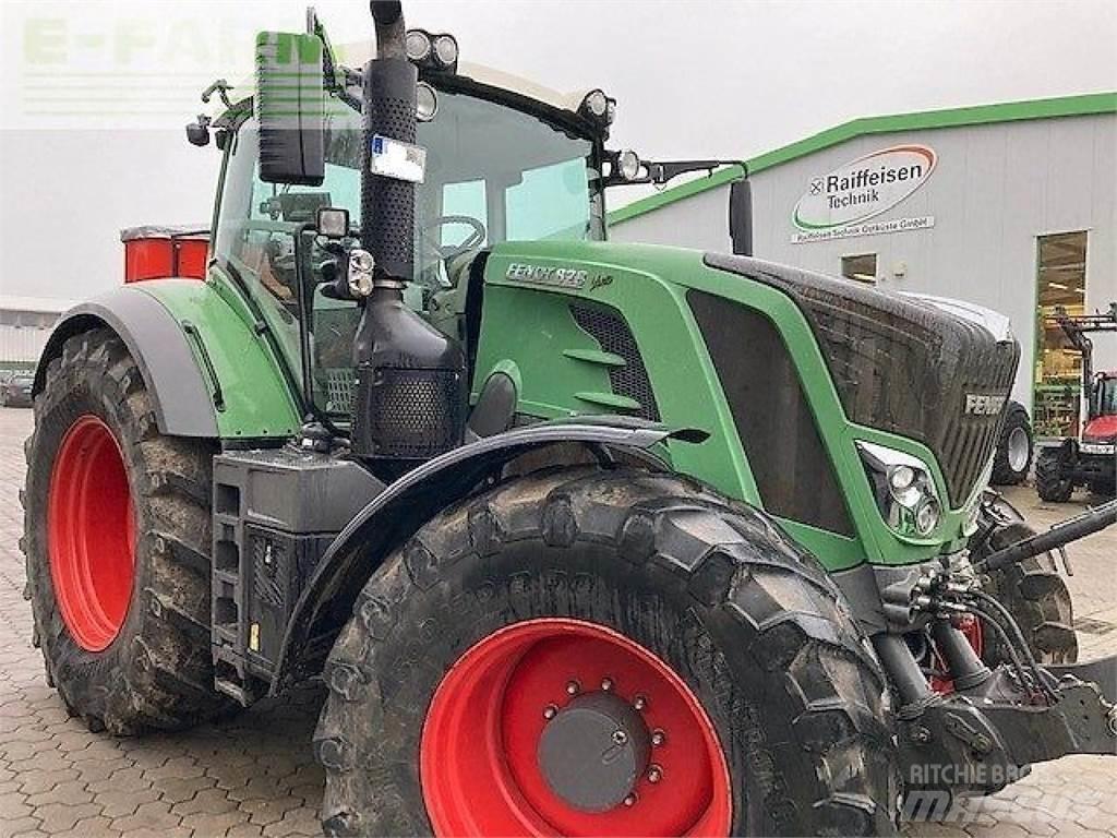 Fendt 828 vario s4 Traktoren