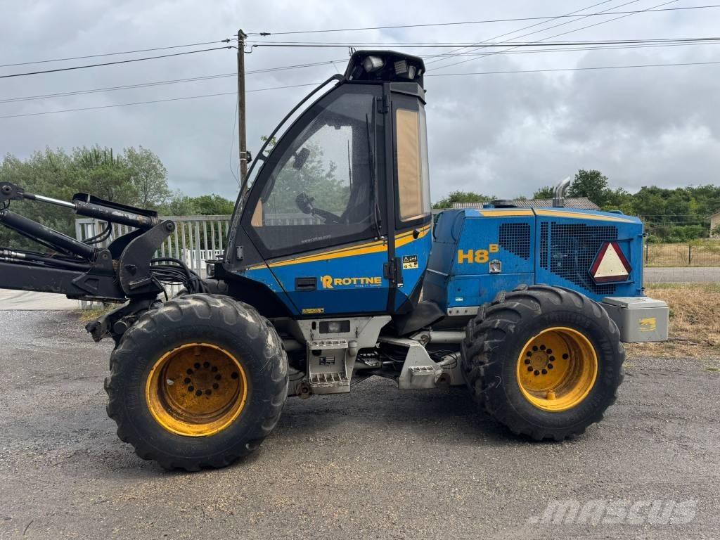 Rottne H8B Harvester