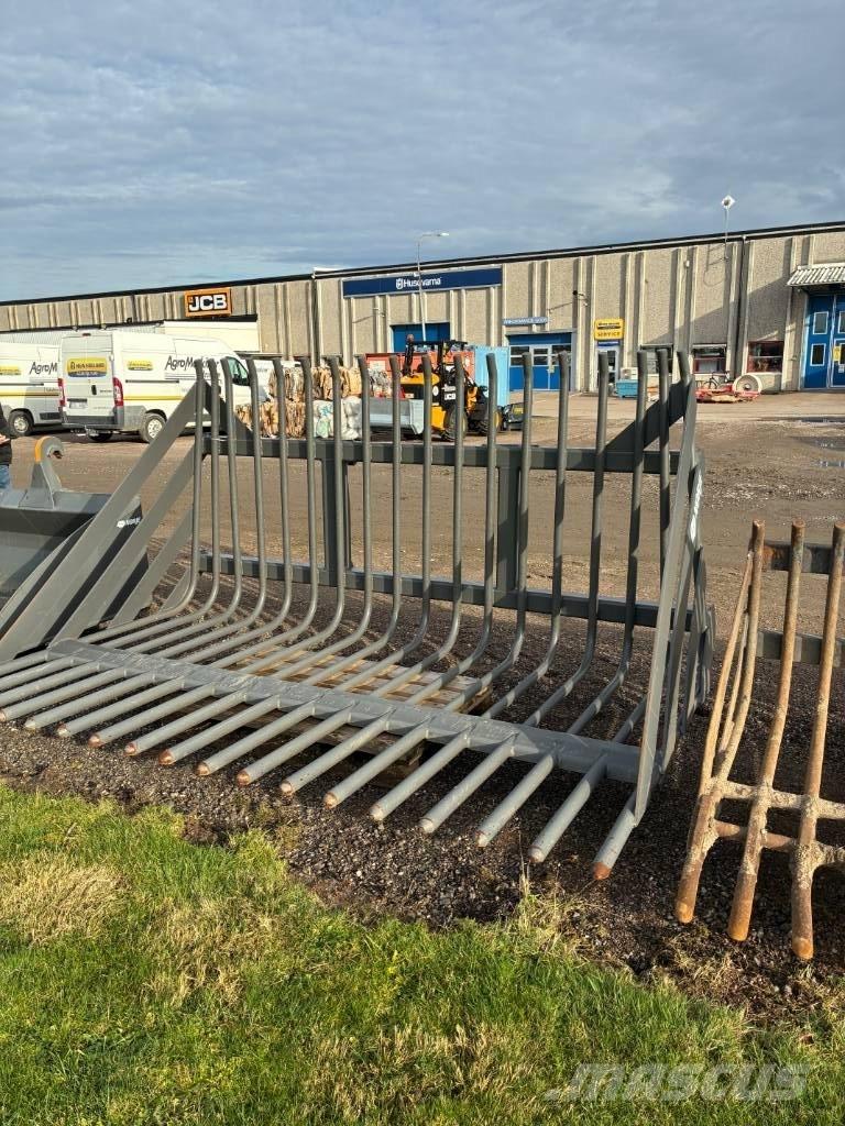 Norje Ensilagegrep Sonstige Landmaschinen