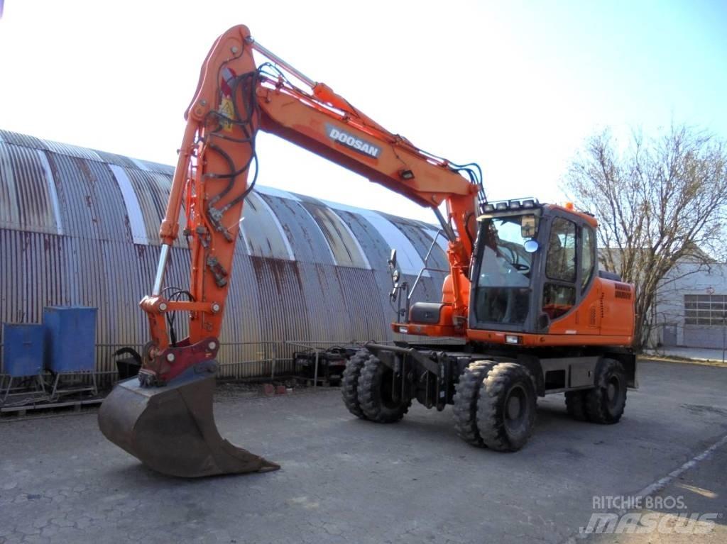 Doosan DX 160 W Mobilbagger