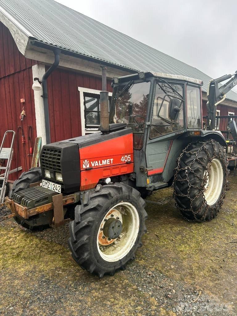 Valmet 405-4 Traktoren