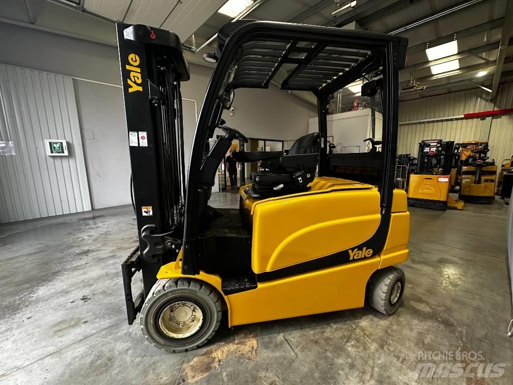 Yale ERP30VL Elektrostapler
