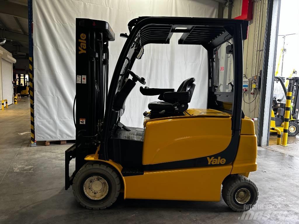 Yale ERP30VL Elektrostapler