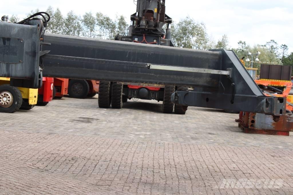 Kalmar DRF450-65A5X Reach-Stacker