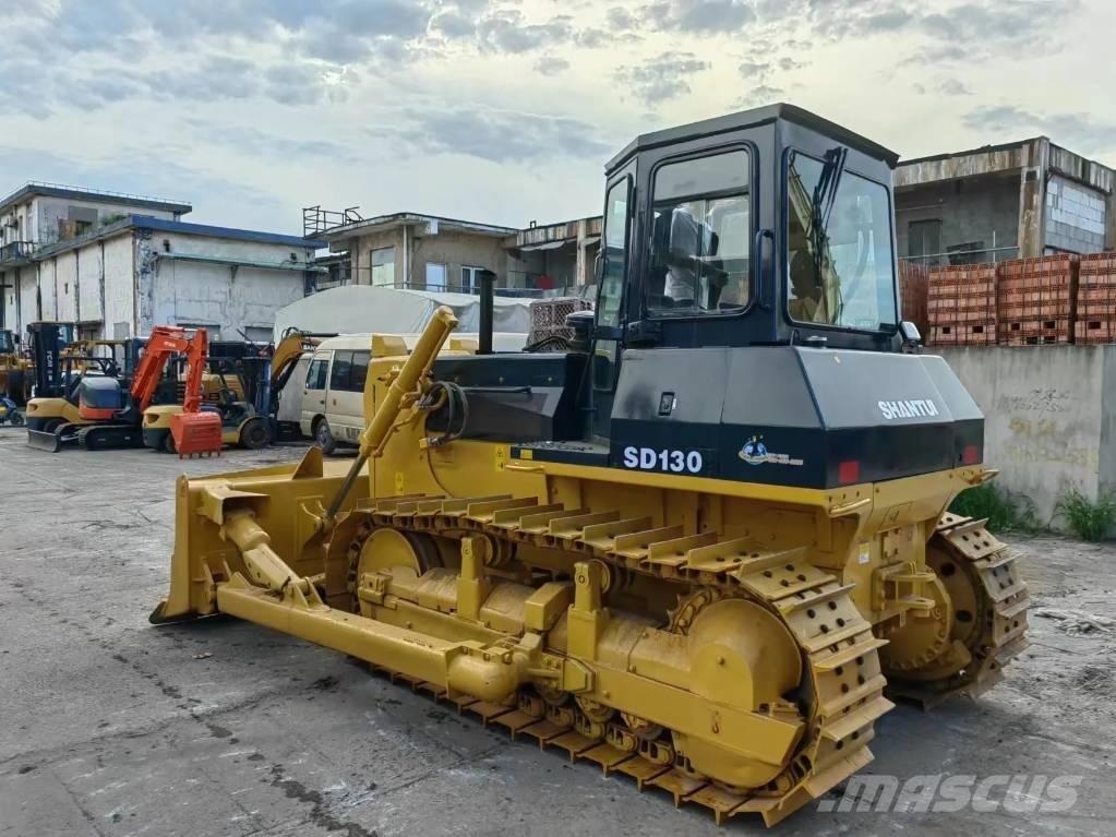 Shantui SD130 Bulldozer