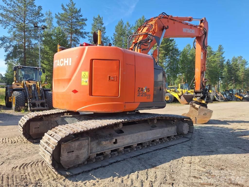 Hitachi ZX225USLC-5 Raupenbagger