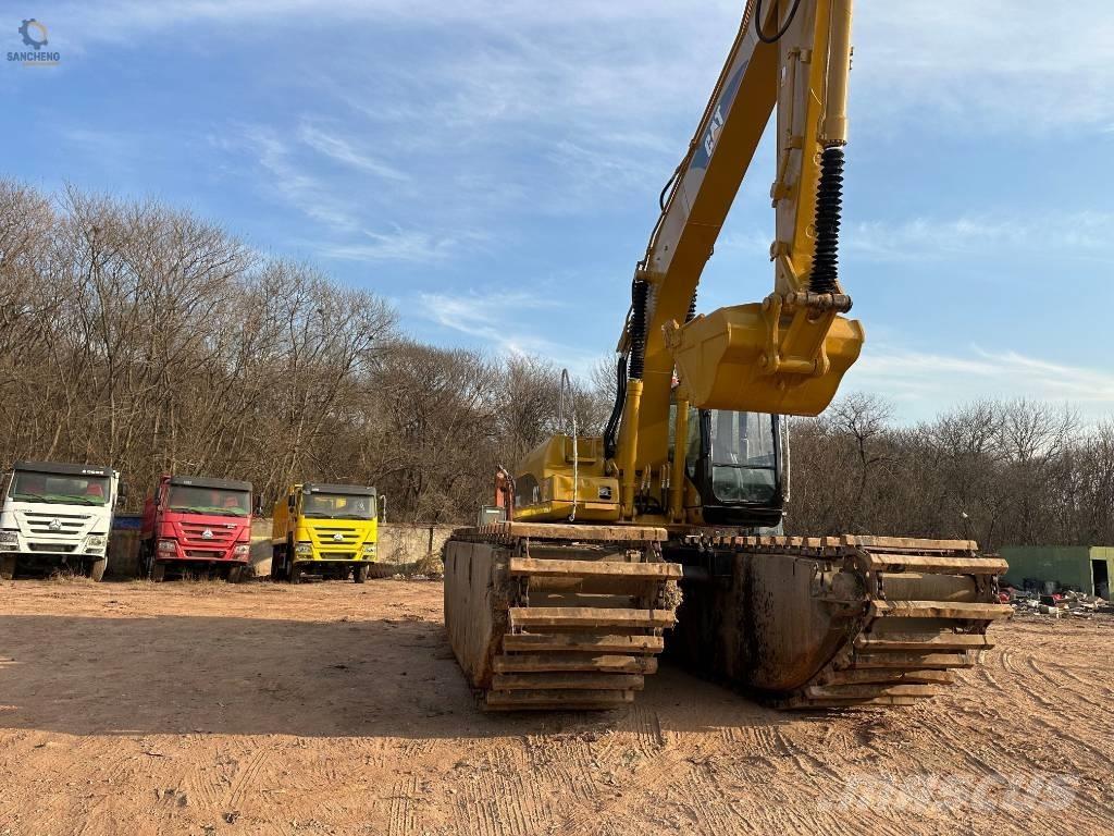 CAT 320CL Amphibienbagger