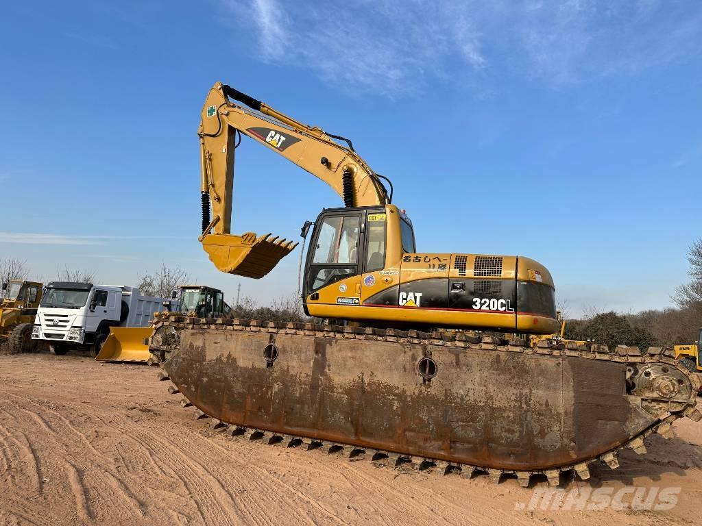 CAT 320CL Amphibienbagger