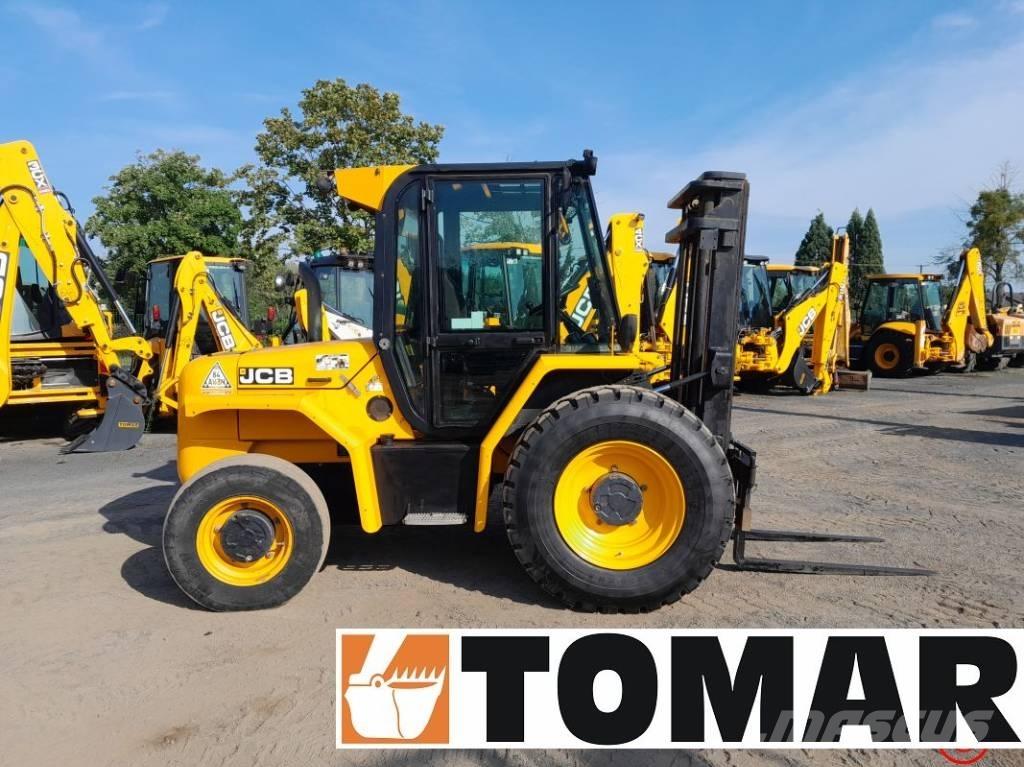 JCB 930-4 Geländestapler