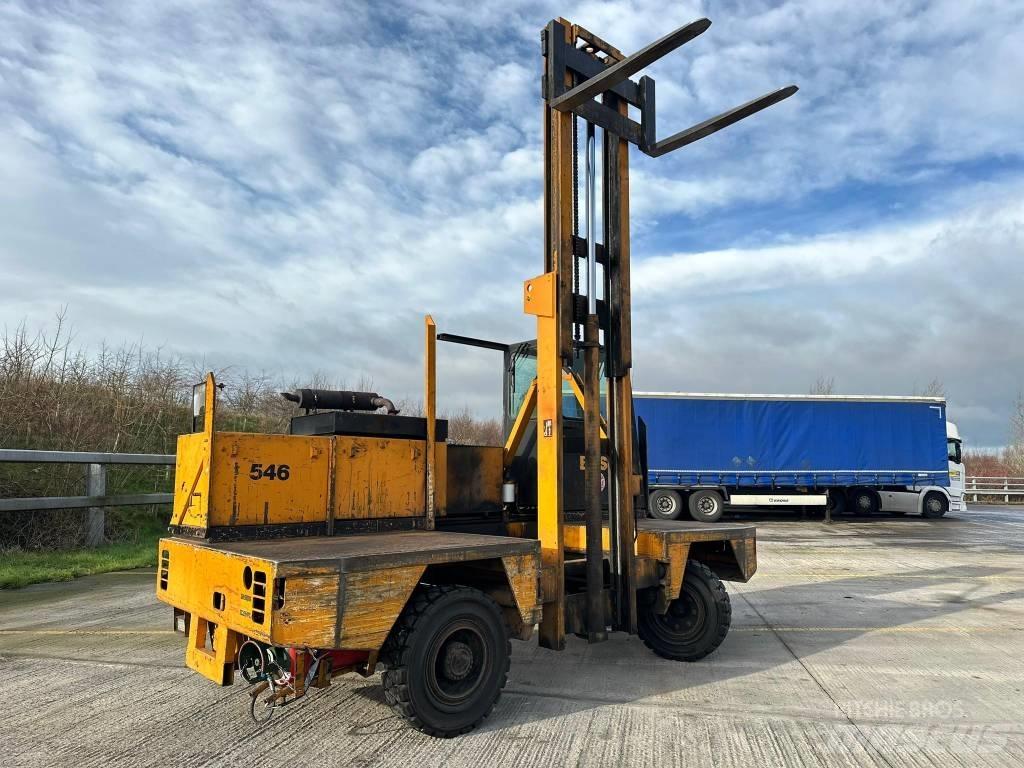 Boss 546 SIDE LOADER Seitenstapler