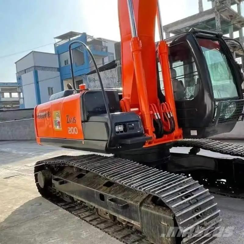 Hitachi ZX 200 Raupenbagger