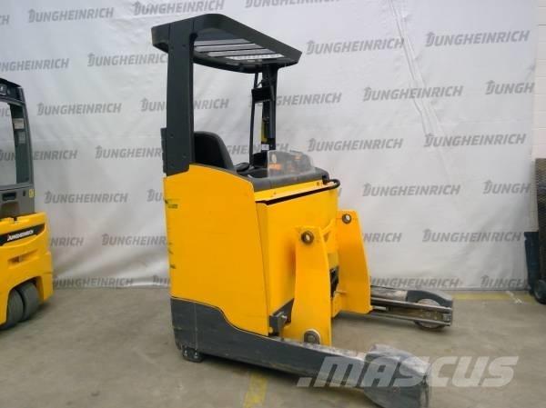 Jungheinrich ETV 214 Schubmaststapler