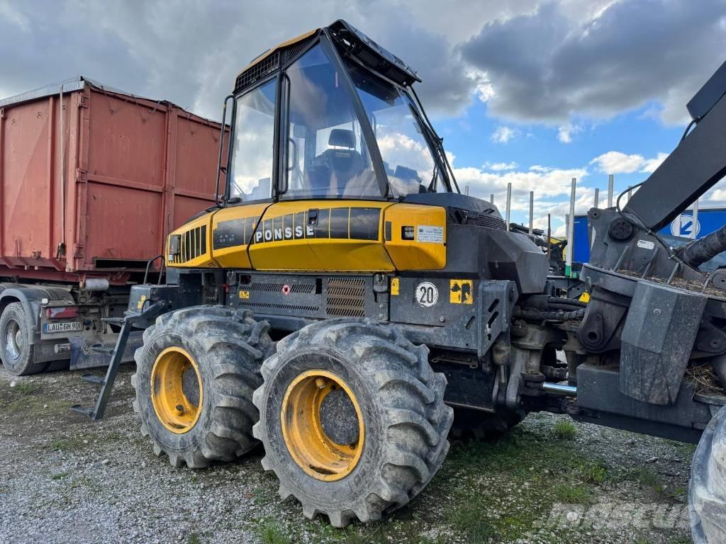 Ponsse Fox Harvester