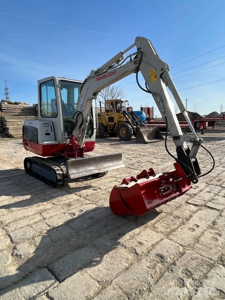 Takeuchi TB228 Minibagger < 7t