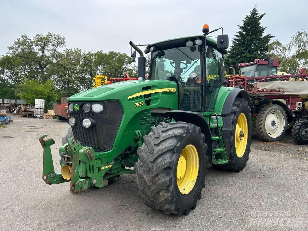 John Deere 7930 Traktoren