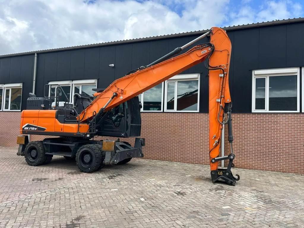 Doosan DX170W-5 Materialumschlag