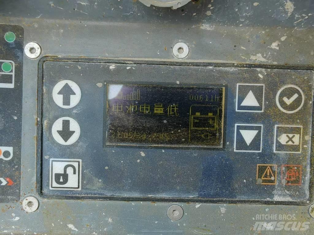 Haulotte OPTIMUM 8 Scheren-Arbeitsbühnen