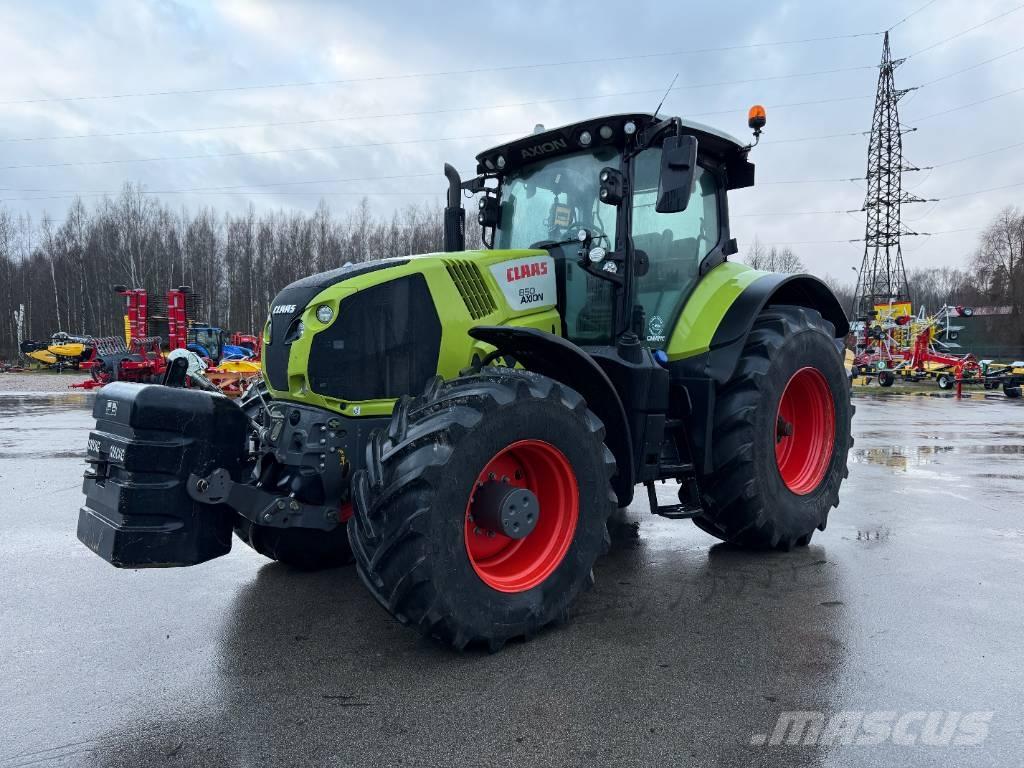 CLAAS Axion 850 Traktoren