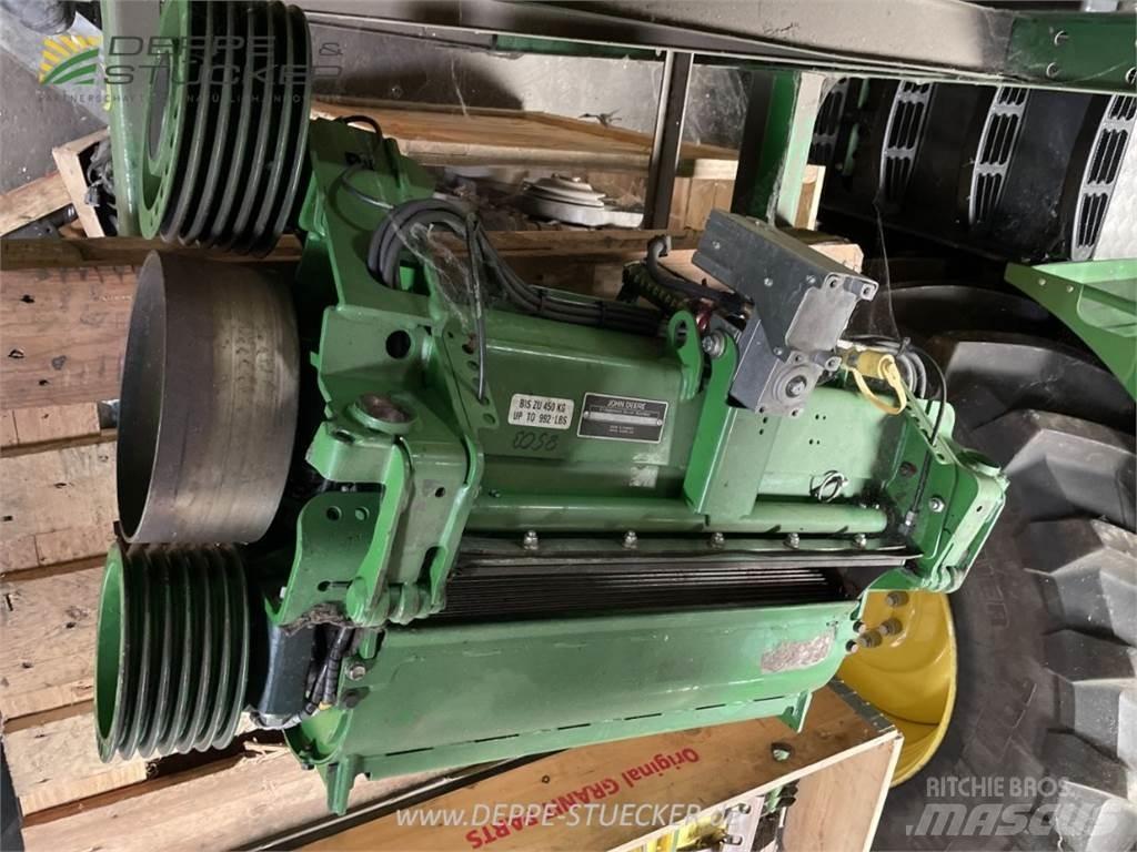 John Deere 8500i Feldhäcksler