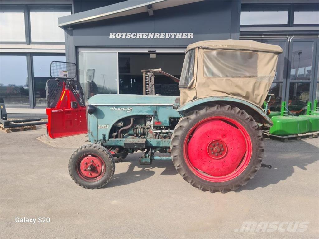 Hanomag R 324 SA Traktoren