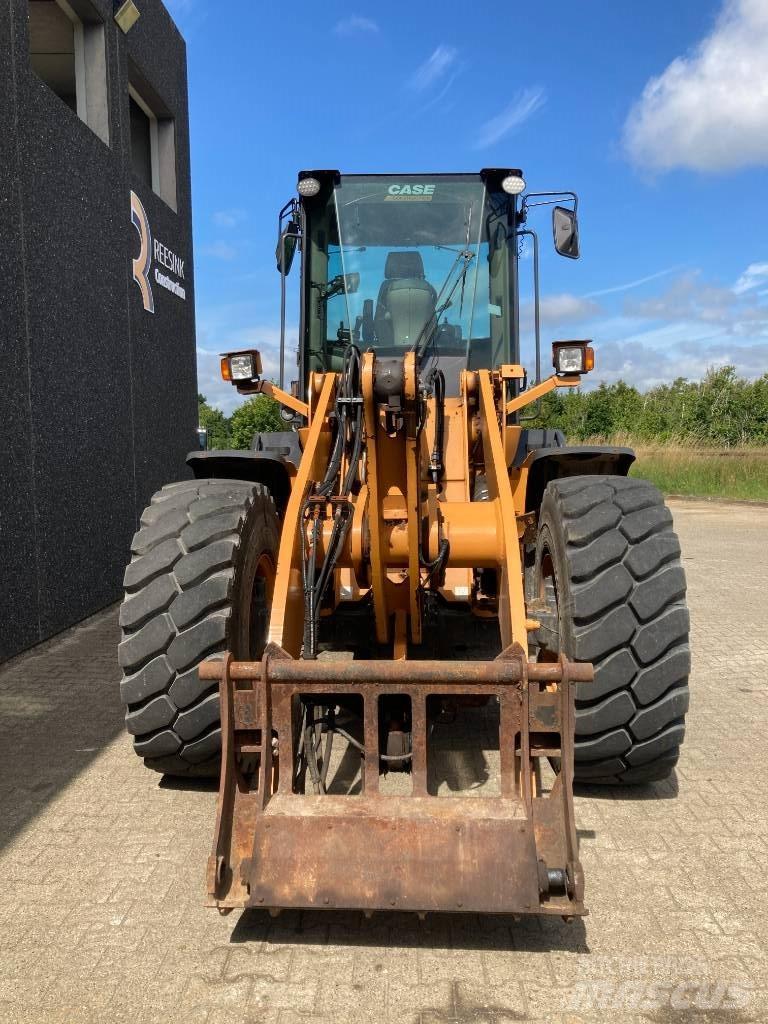 CASE 621 F XR Radlader