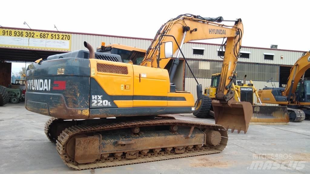 Hyundai HX 220 L Raupenbagger