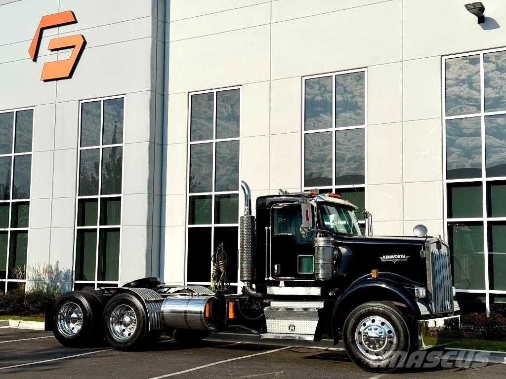 Kenworth W 900 Sattelzugmaschinen