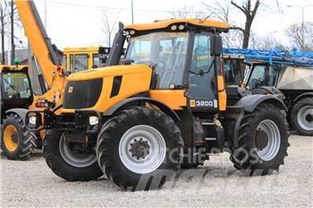 JCB Fastrac 3200 Traktoren