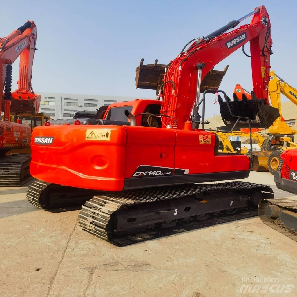 Doosan DX140LC-9C Raupenbagger