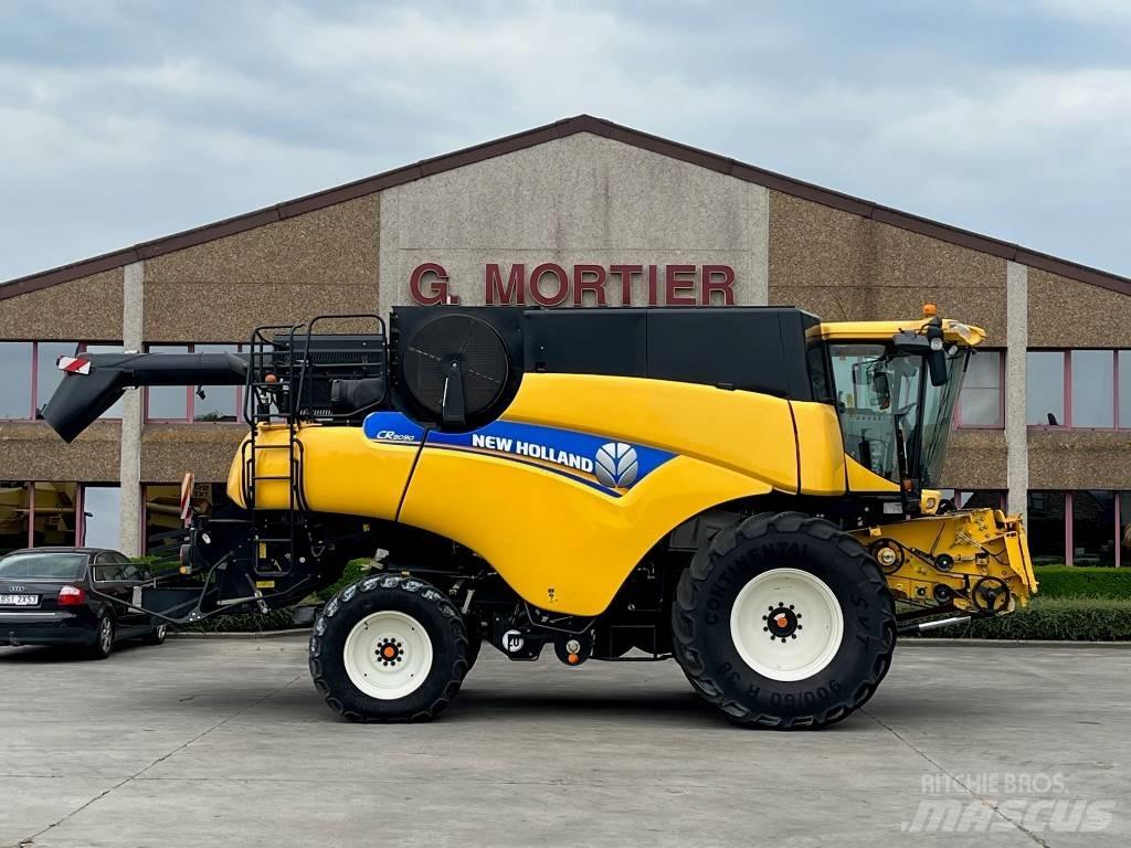 New Holland CR 9090 Mähdrescher