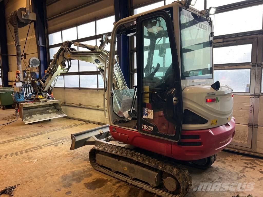 Takeuchi TB 230 Minibagger < 7t