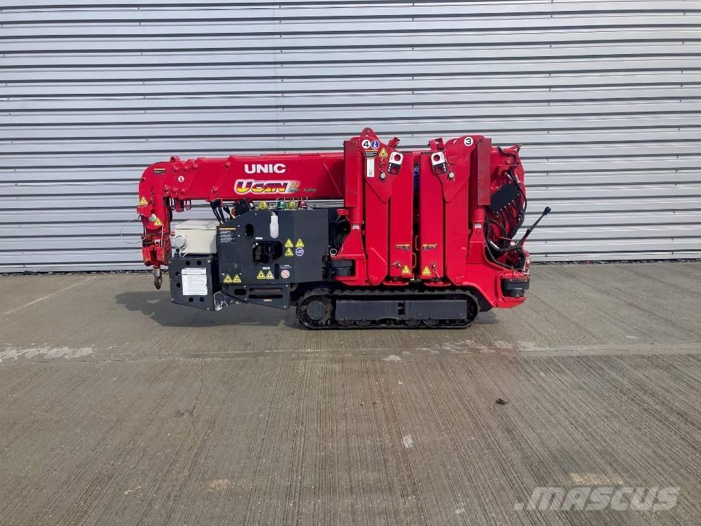 Unic URW-295 Minikrane