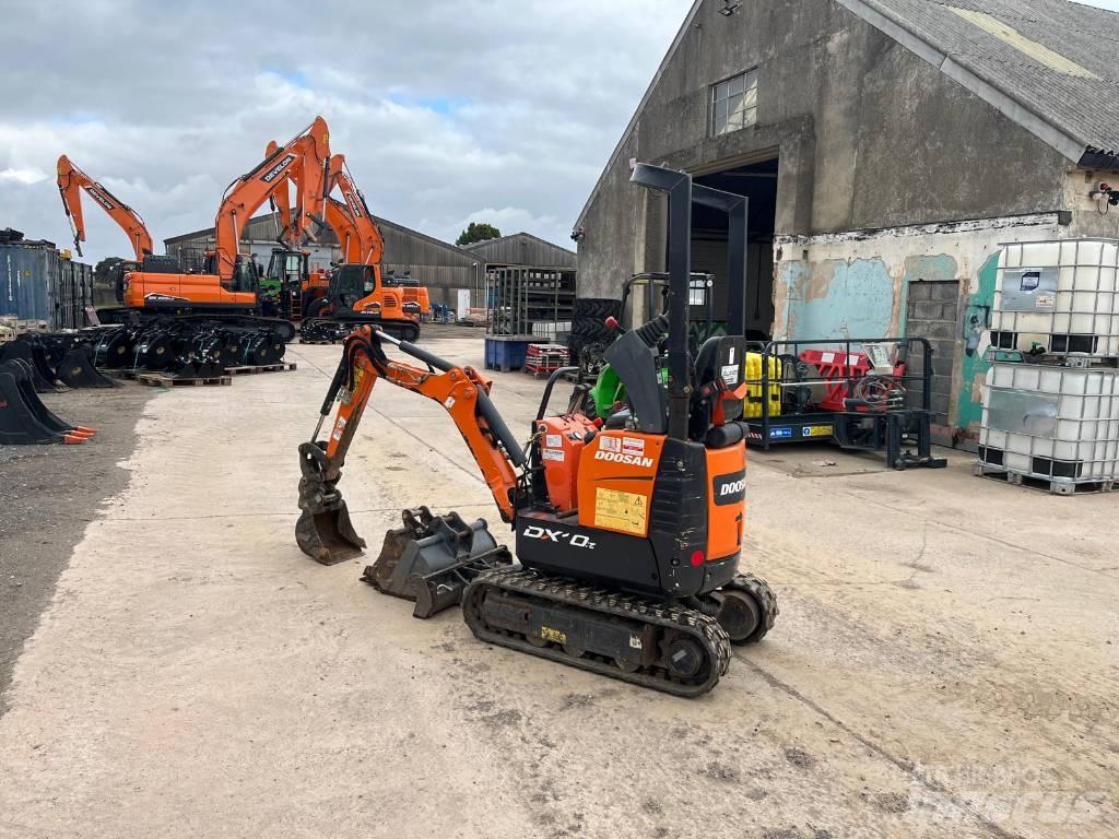 Develon DX 10 Z Minibagger < 7t