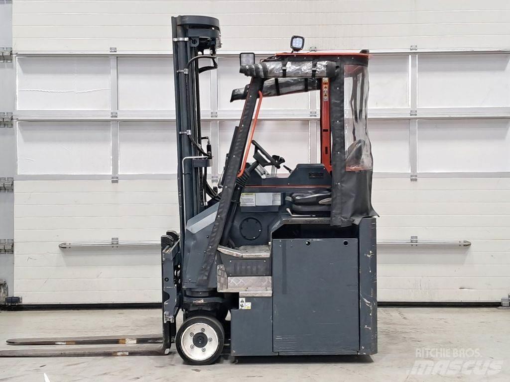 Combilift CBE2500 Seitenstapler