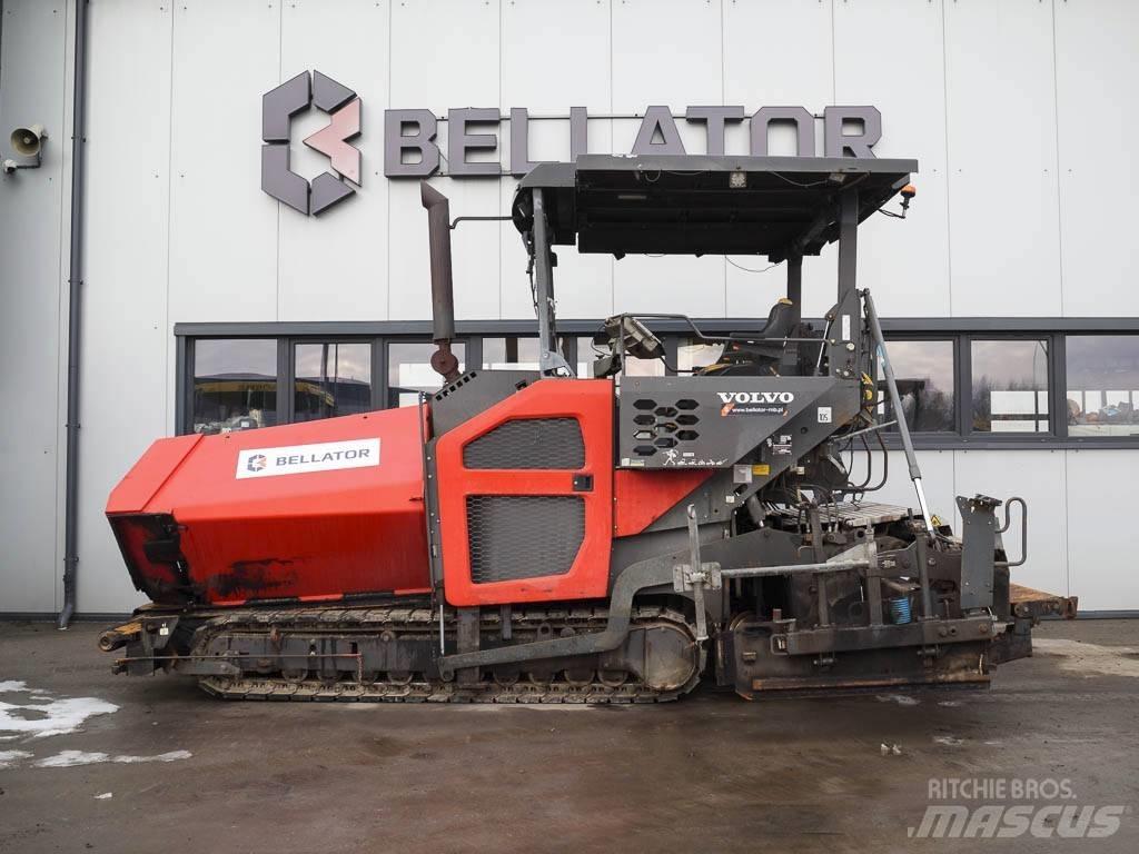 Volvo ABG P7820C Strassenfertiger