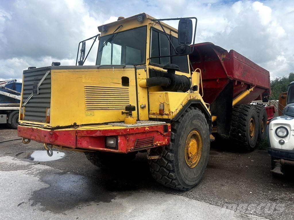 Volvo A25C Dumper - Knickgelenk