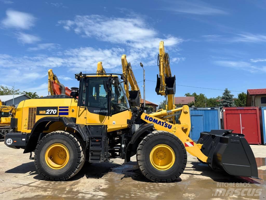 Komatsu WA270-8E0 Radlader