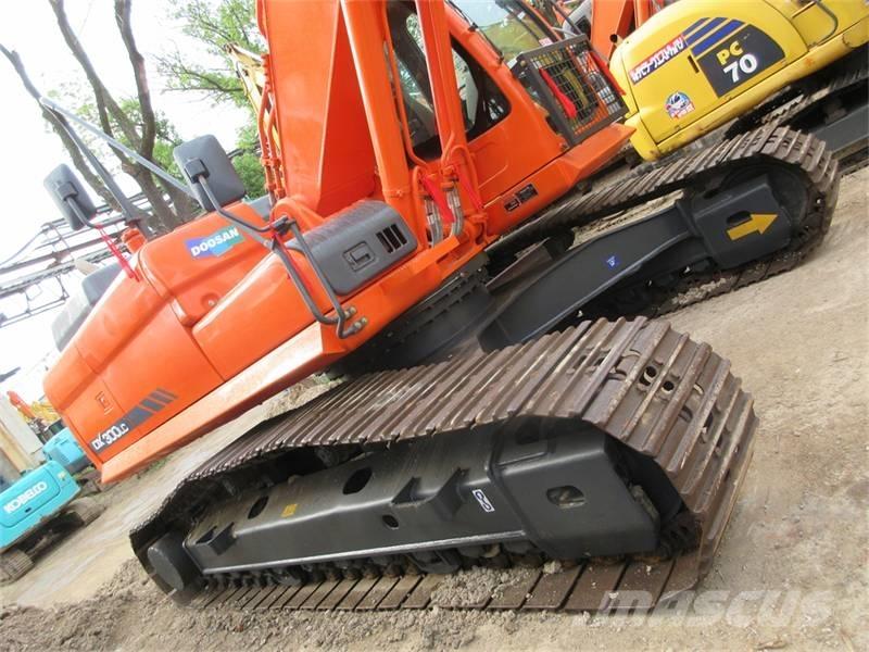 Doosan DX 340 LC Raupenbagger