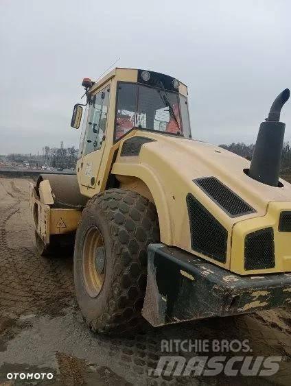 Bomag BW 213 D-4 Walzenzüge