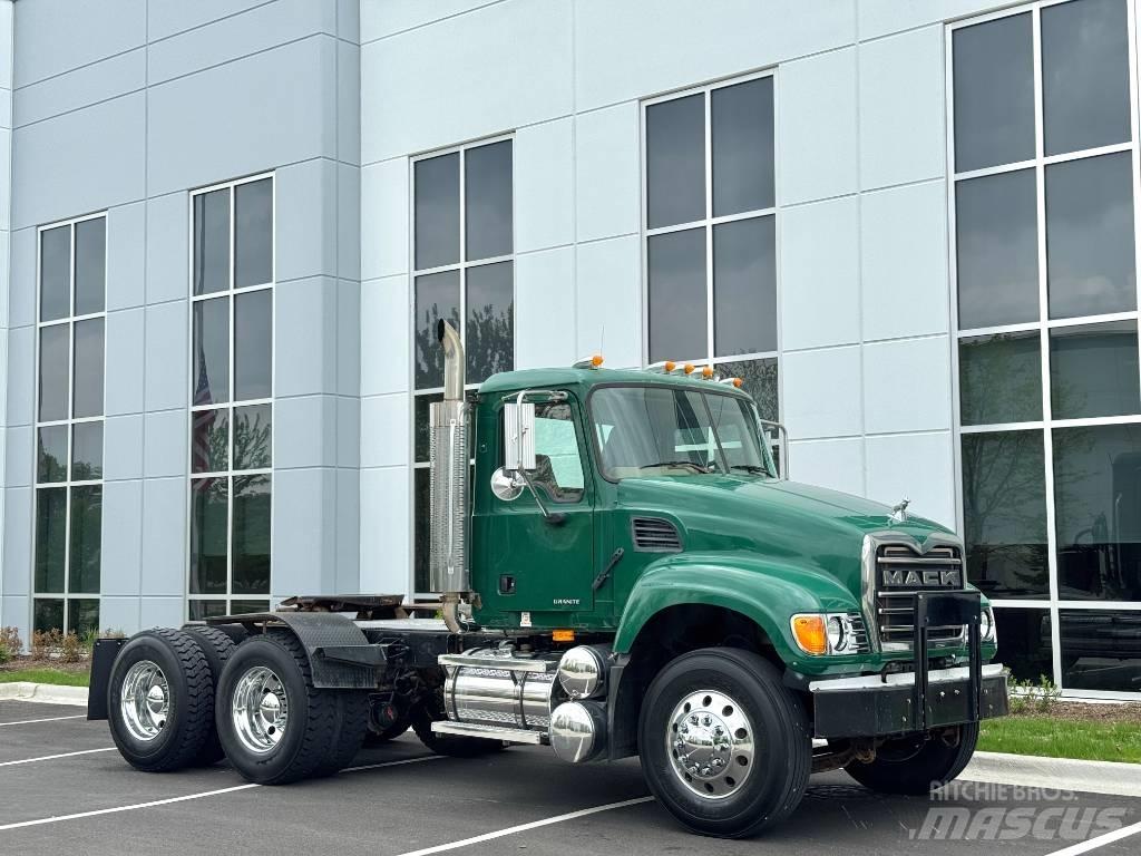 Mack Granite CV713 Sattelzugmaschinen