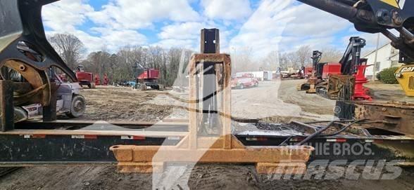 CAT 559C Gelenkausleger Lader