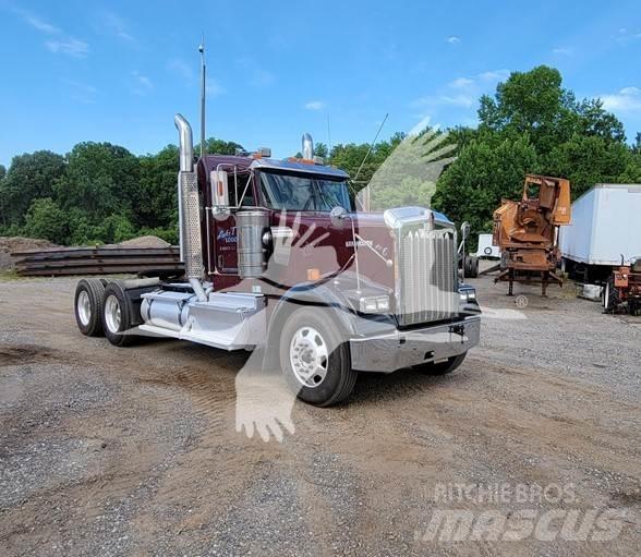 Kenworth W900 Sattelzugmaschinen