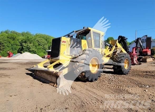 Tigercat 610E Stammholzschlepper