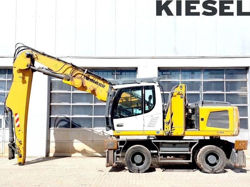 Liebherr LH 24 Materialumschlag