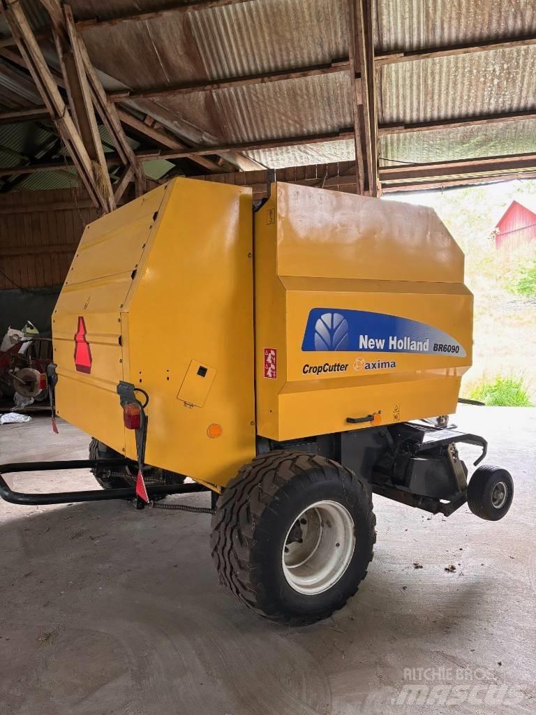 New Holland BR 6090 Rundballenpressen